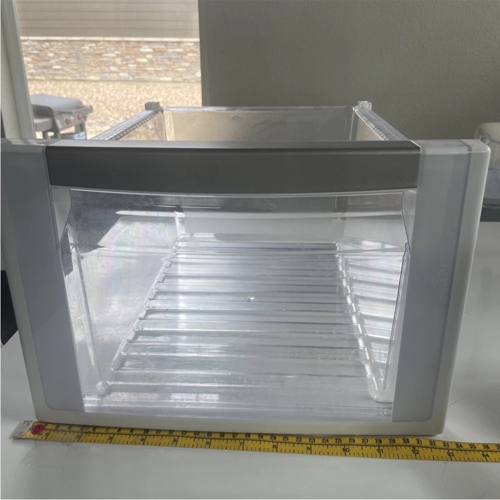 New Genuine OEM Whirlpool Refrigerator Crisper Drawer W10322650
